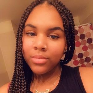 Meet your Posher, Imani